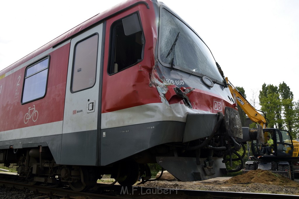 Schwerer VU LKW Zug Bergheim Kenten Koelnerstr P649.JPG - Miklos Laubert